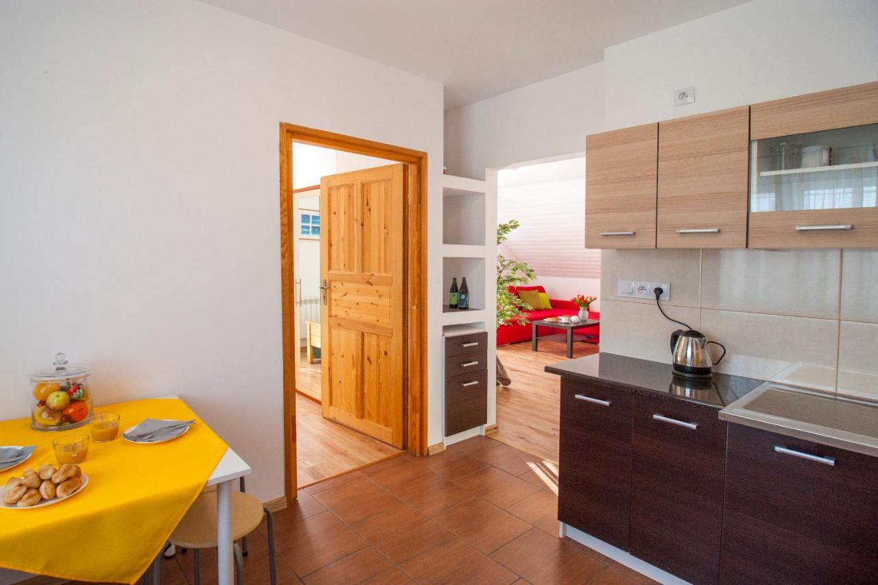 Bieszczadzki Brat Apartamenty Polańczyk Eksteriør bilde